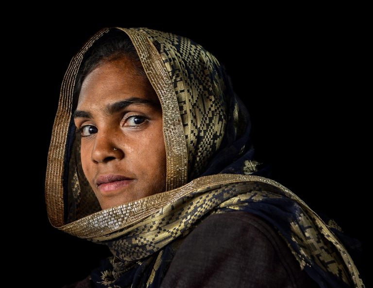 COOK45557_Jen Woodward_Indian Beauty_800px