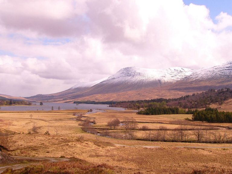 DEAR46652_Cynthia Marshall_Approaching Loch Tulla Scotland_800px